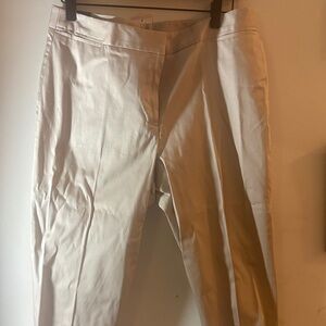 Jones New York Women's Cream Capris